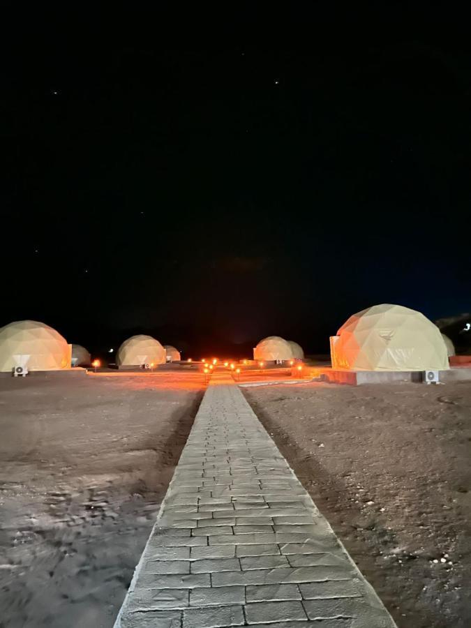 Nara Wadi Rum Camp Buitenkant foto