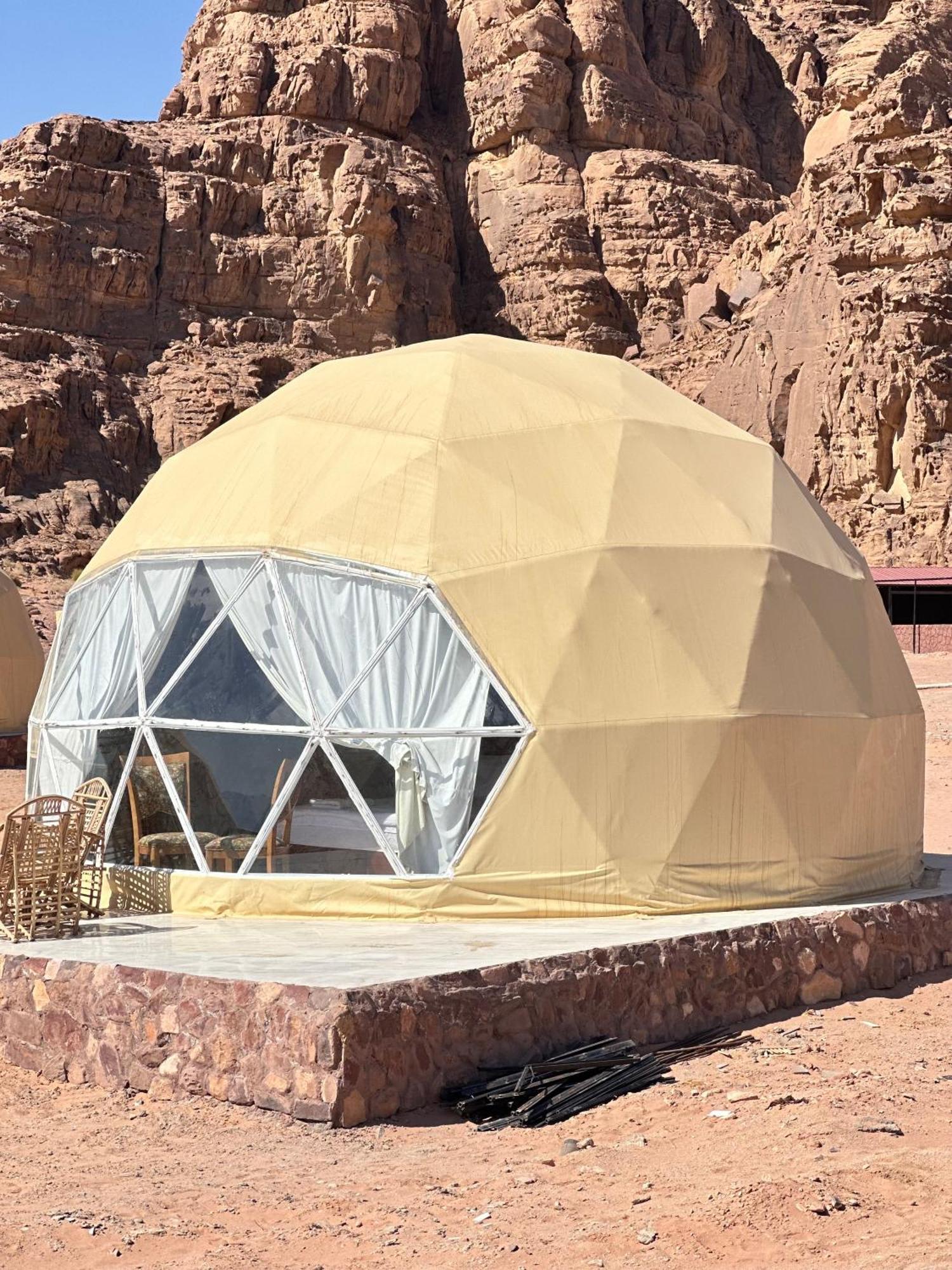 Nara Wadi Rum Camp Buitenkant foto