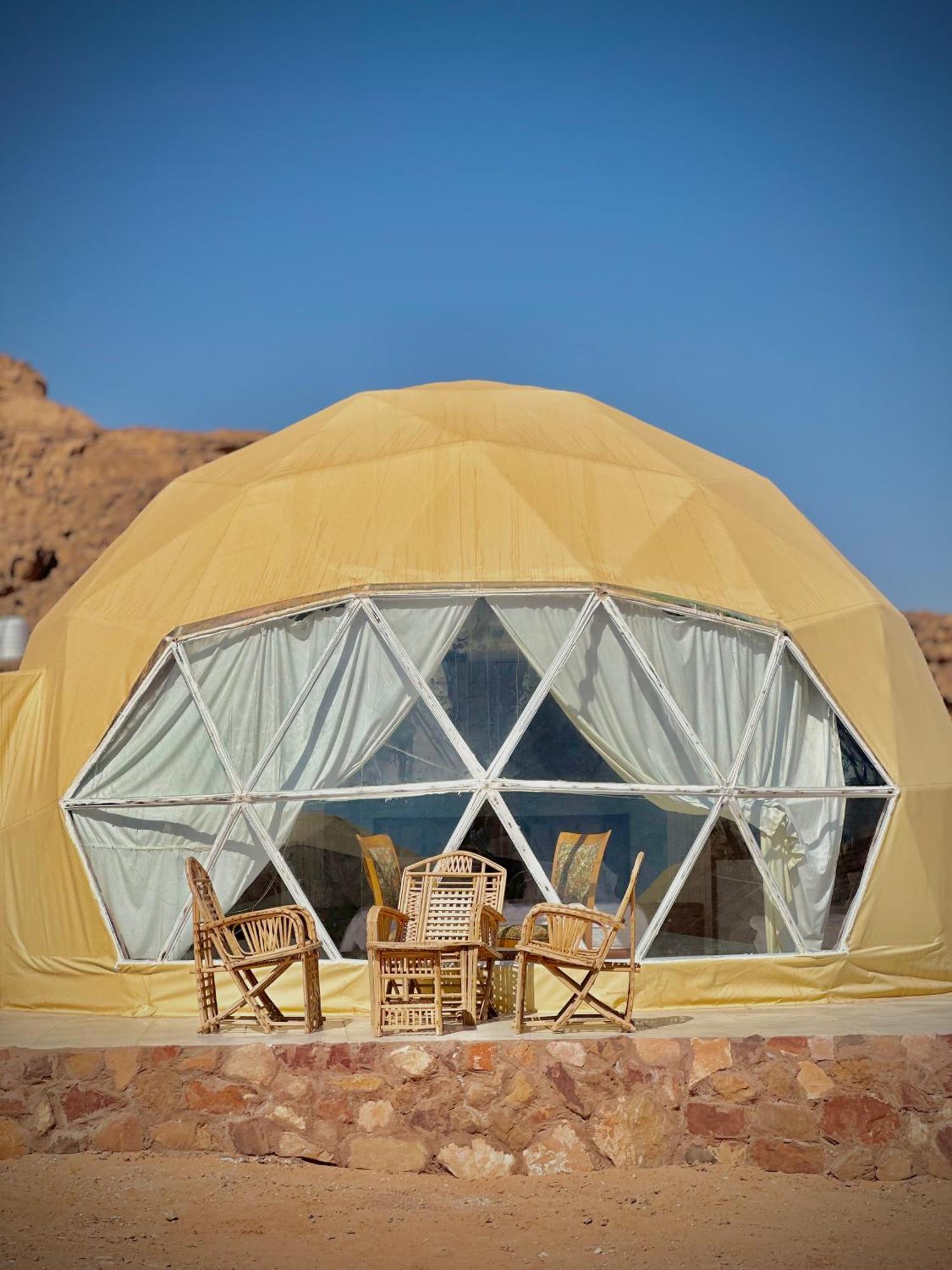 Nara Wadi Rum Camp Buitenkant foto