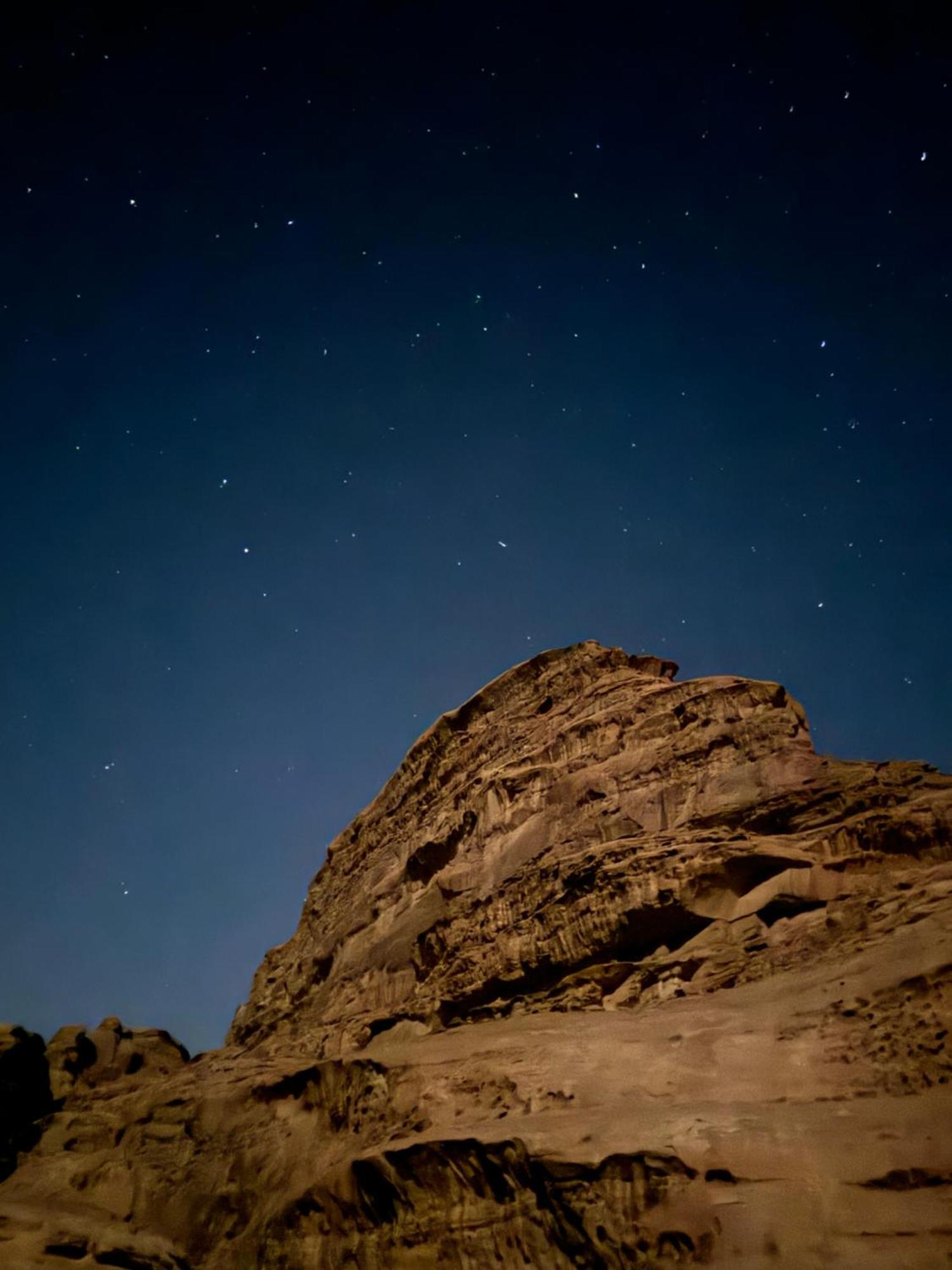 Nara Wadi Rum Camp Buitenkant foto